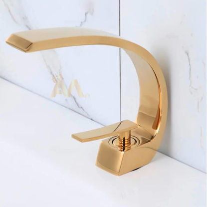 Curve Gold Faucet